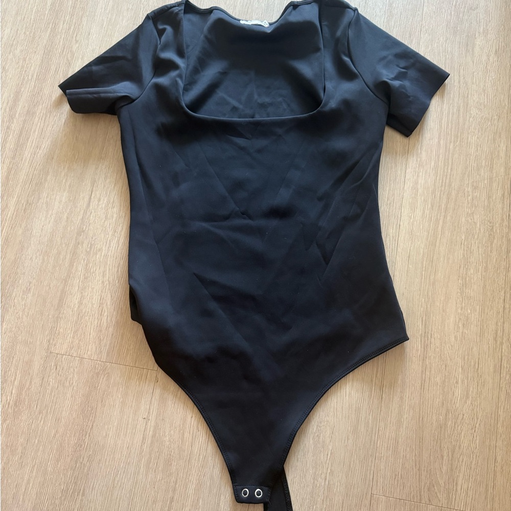 NWOT Good American short sleeved bodysuit